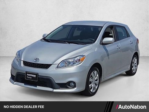 Used 2011 Toyota Matrix w/ Matrix Sport Pkg FWD image 1