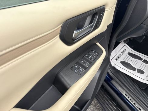 New 2026 Nissan Armada Platinum Reserve image 11