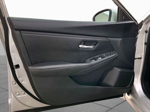 Used 2023 Nissan Sentra S FWD image 22