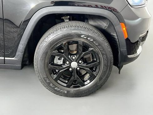 Used 2021 Jeep Grand Cherokee L Limited AWD/4WD image 41