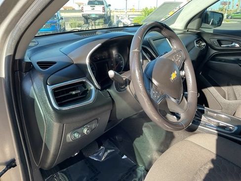 Used 2018 Chevrolet Equinox LT FWD image 14