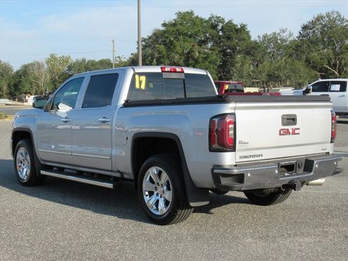 Used 2017 GMC Sierra 1500 SLT image 4