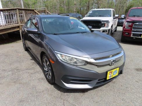 Used 2016 Honda Civic EX image 4