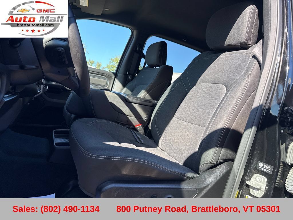 Used 2025 RAM 1500 Big Horn AWD/4WD image 13