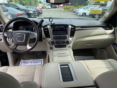 Used 2018 GMC Yukon XL Denali w/ Open Road Package AWD/4WD image 26