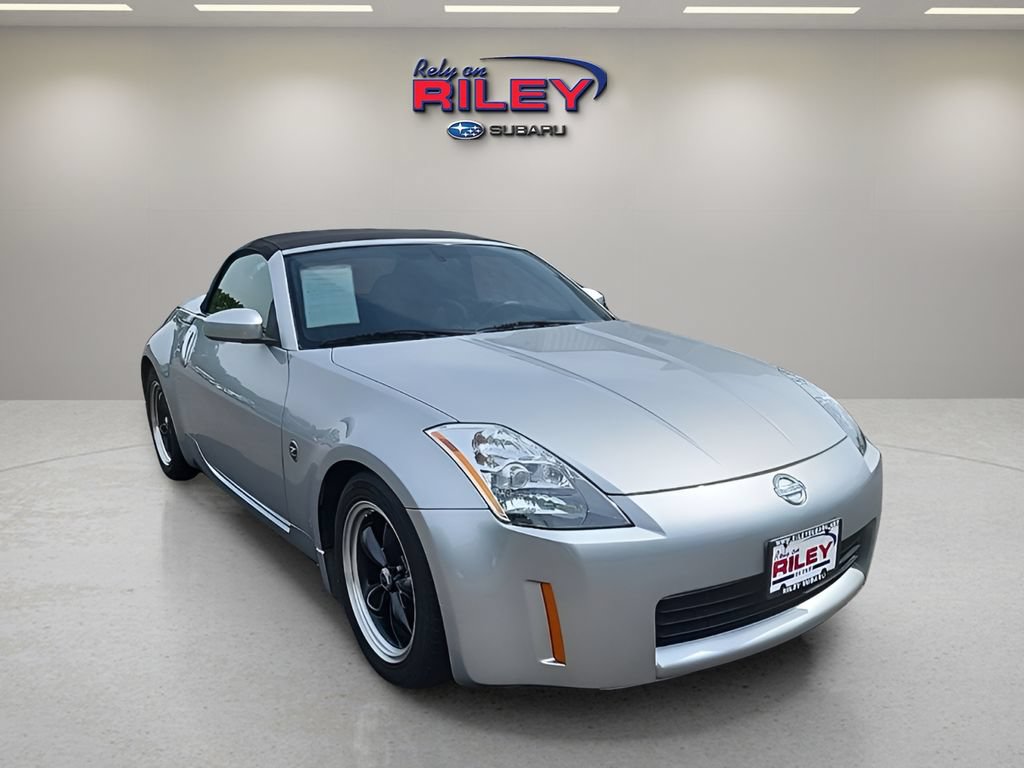 Used 2005 Nissan 350Z Enthusiast RWD image 13
