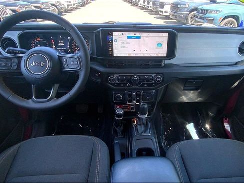 Certified 2024 Jeep Wrangler Unlimited Sport AWD/4WD image 15