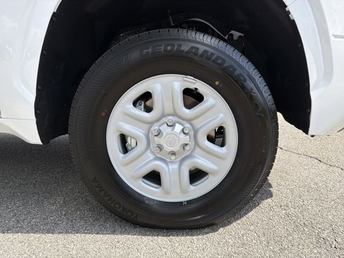 New 2026 Toyota Tundra SR image 13