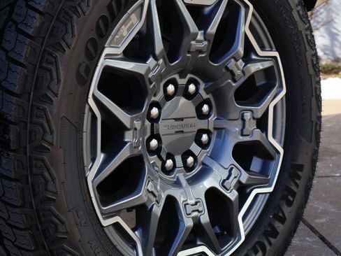 New 2025 GMC Hummer EV 3X image 51