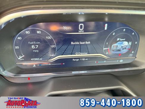 Used 2024 GMC Yukon XL AT4 w/ AT4 Premium Plus Package AWD/4WD image 4