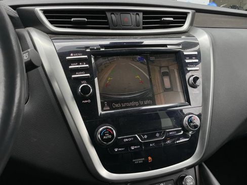 Used 2023 Nissan Murano Platinum AWD/4WD image 18