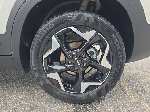 New 2026 Kia Seltos S image 33