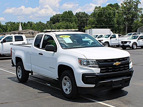 Used 2022 Chevrolet Colorado W/T w/ WT Convenience Package RWD image 3