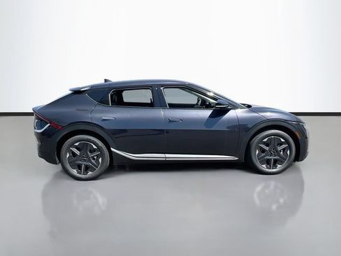 New 2026 Kia EV6 Light RWD image 8