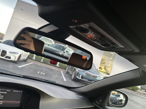 Used 2011 BMW 335i Convertible image 28