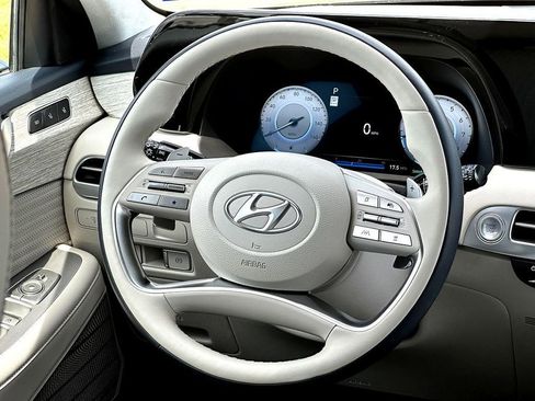Used 2024 Hyundai Palisade Calligraphy FWD image 35