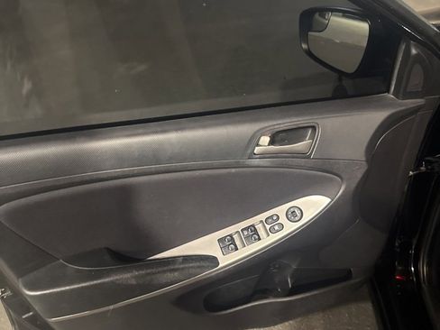 Used 2016 Hyundai Accent SE image 49