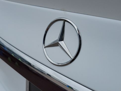 New 2026 Mercedes-Benz E 53 AMG e 4MATIC Sedan image 7