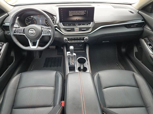 Certified 2023 Nissan Altima 2.5 SR w/ SR Premium Package FWD image 16