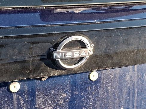 Used 2025 Nissan Kicks S image 10