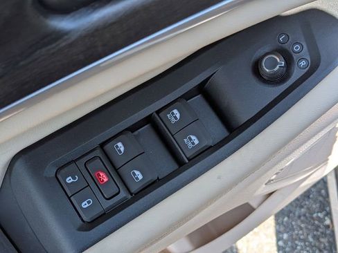 New 2026 Jeep Grand Cherokee Limited AWD/4WD image 23