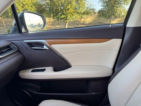 Used 2018 Lexus RX 350 AWD w/ Premium Package image 16