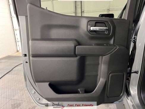 New 2026 Chevrolet Silverado 1500 Custom Trail Boss w/ Dark Appearance Package AWD/4WD image 29