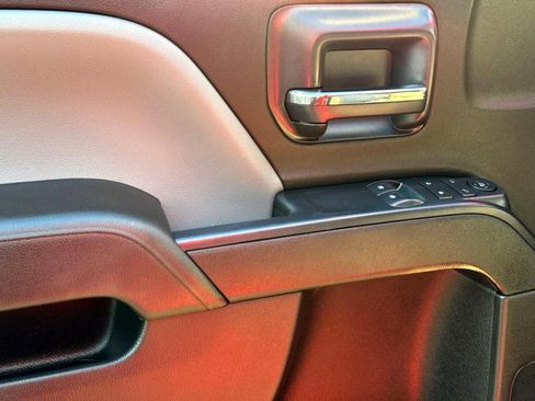 Used 2017 GMC Sierra 2500 4x4 Regular Cab w/ Sierra Convenience Package image 11