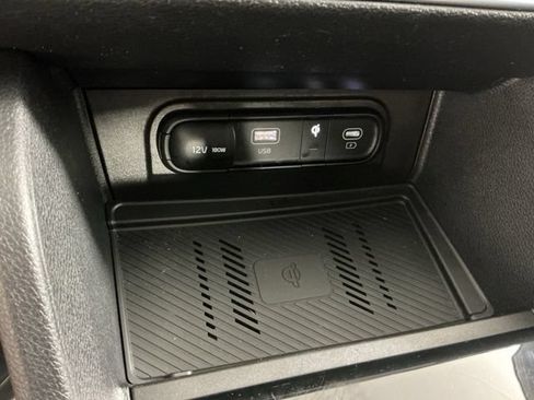 Used 2023 Kia Sportage EX AWD/4WD image 30