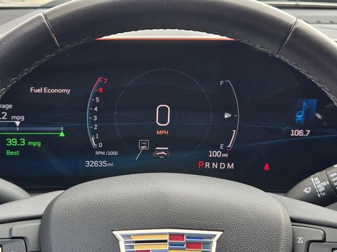 Used 2025 Cadillac XT4 Premium Luxury FWD image 23