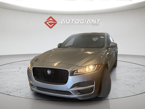 Used 2020 Jaguar F-PACE Premium AWD/4WD image 1