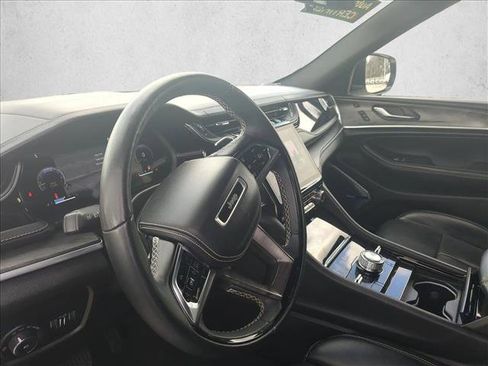 Used 2022 Jeep Grand Cherokee Overland w/ Adv Protech Group III image 10