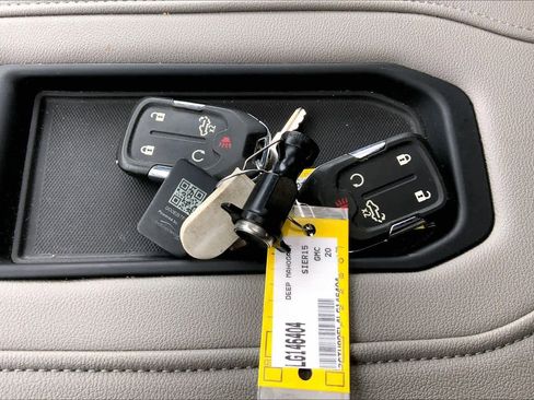 Used 2020 GMC Sierra 1500 SLT w/ SLT Premium Plus Package image 14