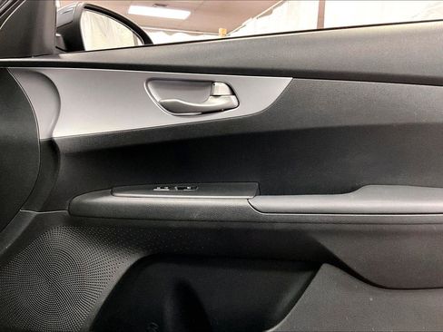 Used 2024 Kia Forte LXS image 23