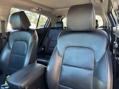 Used 2022 Kia Sportage EX w/ EX Technology Package FWD image 20