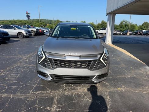 Used 2024 Kia Sportage LX AWD/4WD image 8