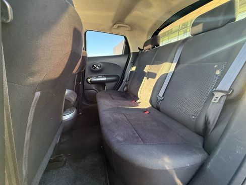 Used 2015 Nissan Juke SV w/ Technology Package FWD image 24