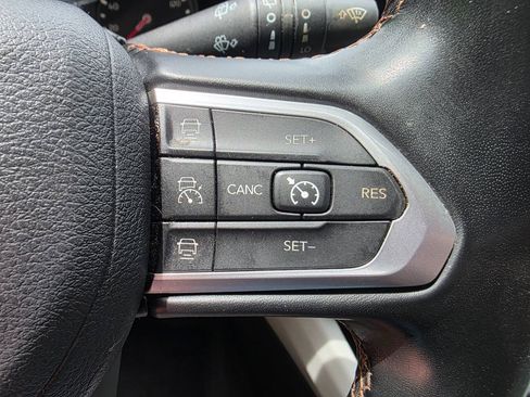 Used 2022 Jeep Compass Limited AWD/4WD image 21