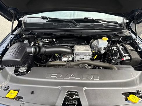 Used 2023 RAM 1500 Laramie AWD/4WD image 28