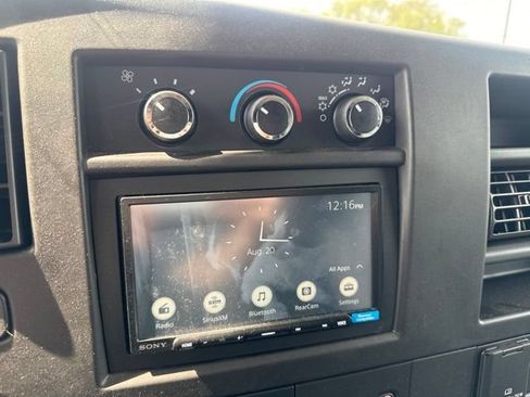 Used 2021 Chevrolet Express 2500 w/ Driver Convenience Package RWD image 16
