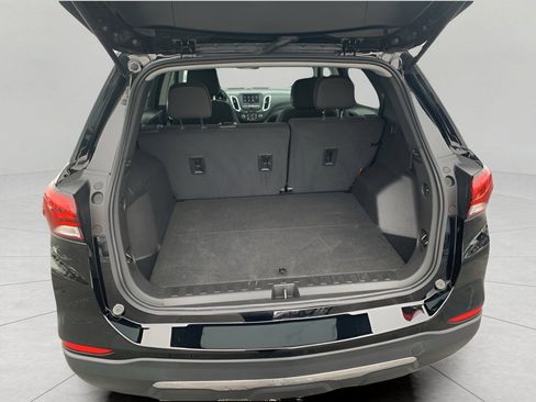 Used 2023 Chevrolet Equinox LT image 23