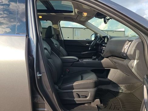 Used 2022 Nissan Pathfinder SL w/ SL Premium Package AWD/4WD image 29
