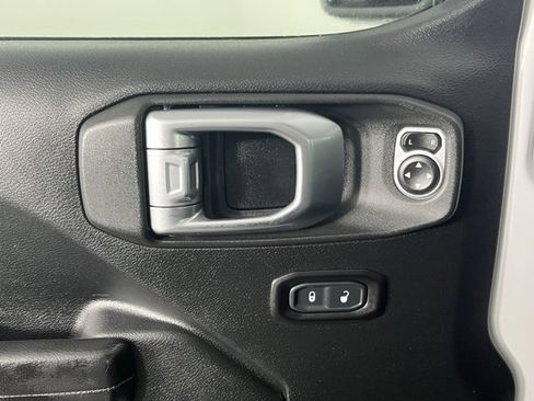 Used 2020 Jeep Wrangler Unlimited Sport S image 19