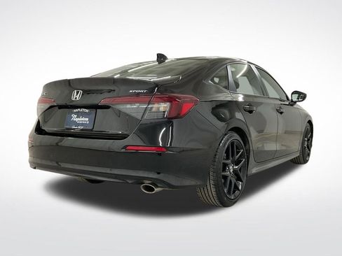 Used 2025 Honda Civic Sport image 3