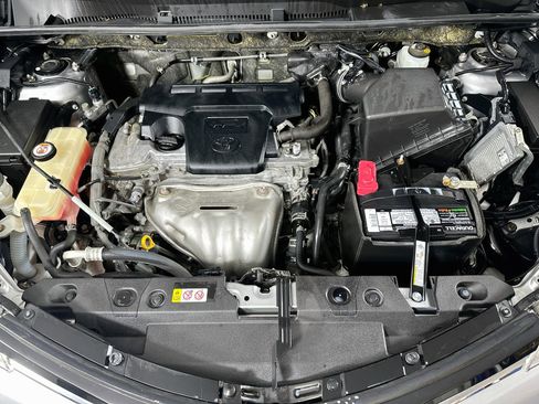 Used 2018 Toyota RAV4 Limited w/ All Weather Liner Package AWD/4WD image 29