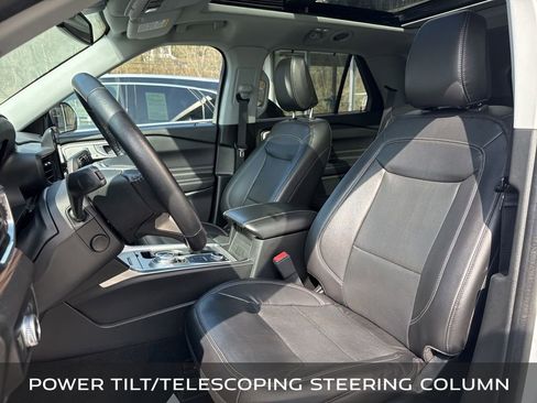 Used 2022 Ford Explorer Limited w/ Equipment Group 301A AWD/4WD image 20