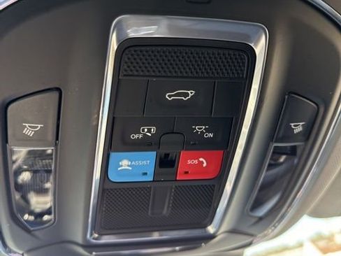 Certified 2023 Jeep Grand Cherokee L Limited w/ Luxury Tech Group II image 41