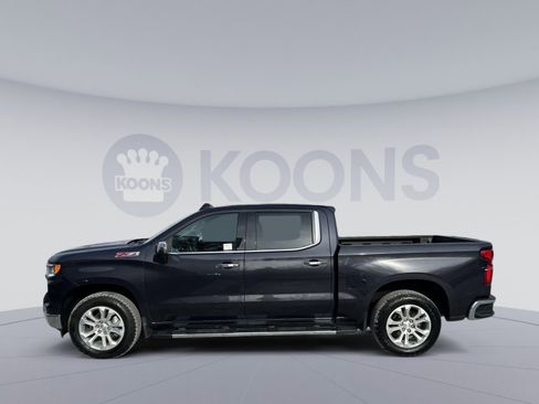 Used 2022 Chevrolet Silverado 1500 LTZ image 2