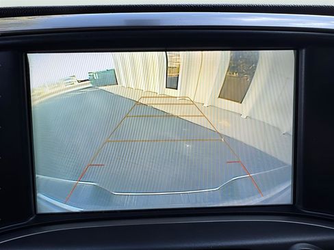 Used 2018 Chevrolet Silverado 1500 LT w/ Texas Edition image 22