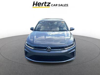 Used 2025 Volkswagen Jetta SE